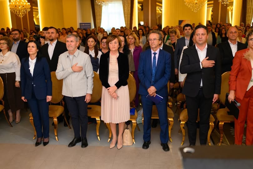 De Ziua Mondială a Profesorului, gândurile noastre de recunoștință se îndreaptă către toți profesorii care…